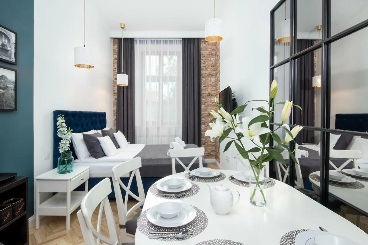 Beautiful Cracow Apartments By Cozyplace Krakov 0*,