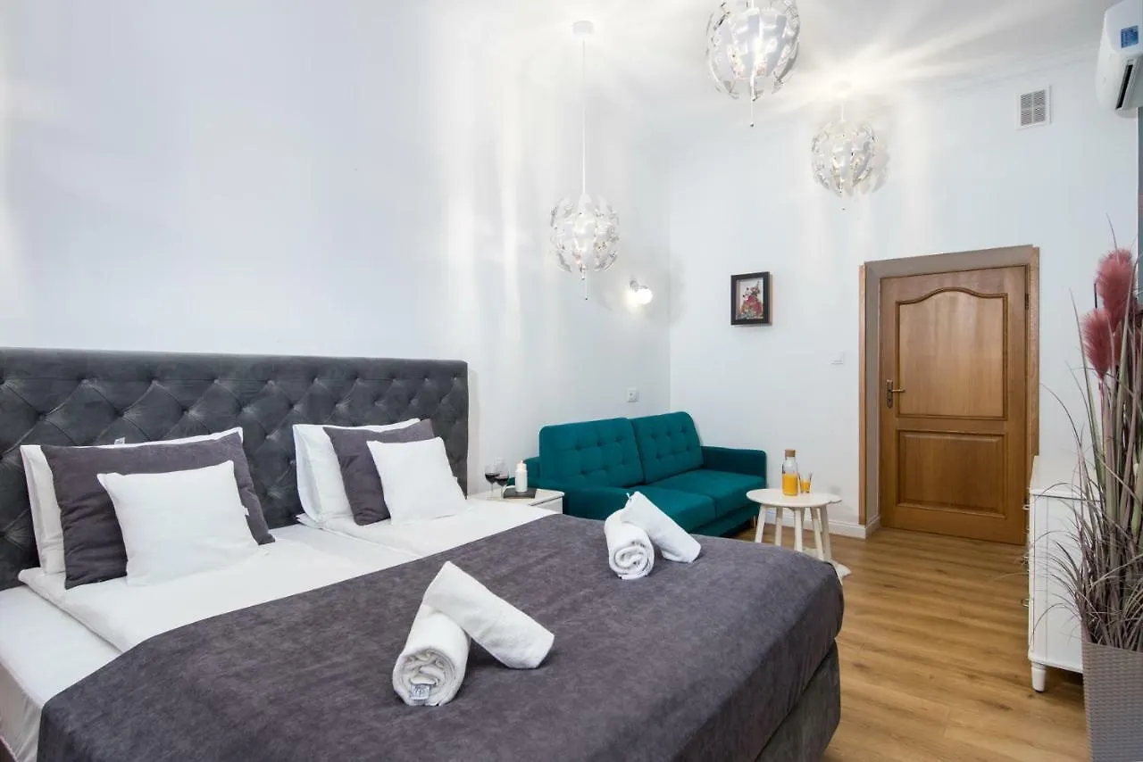 Beautiful Cracow Apartments By Cozyplace Krakov Polsko