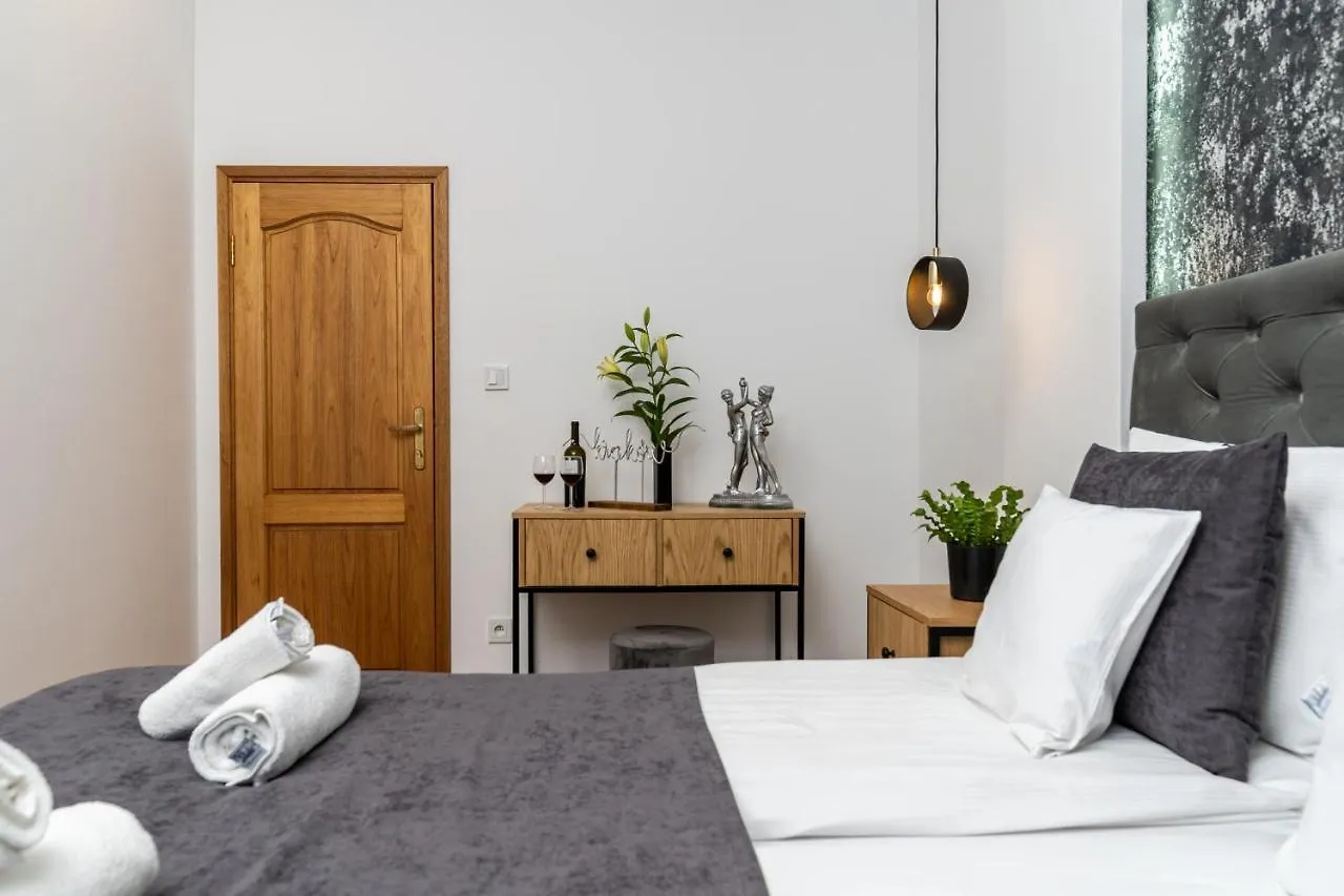 Beautiful Cracow Apartments By Cozyplace Krakow Poland